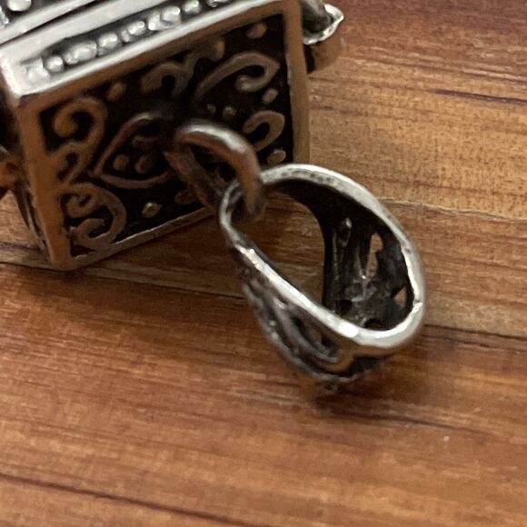 Sterling Silver 925 Prayer Box Pendant Charm Signed Vintage Ornate - Picture 13 of 13